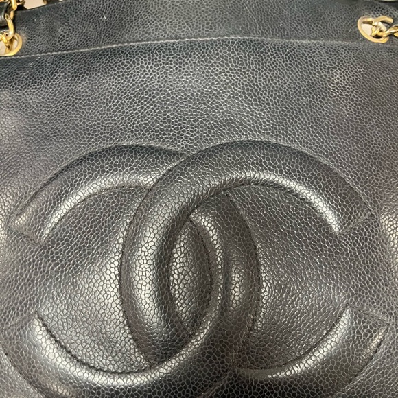 ❌SOLD❌Timeless Coco Chanel Tote - Picture 16 of 16